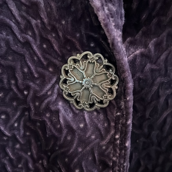 Chico’s (sz 2), medium purple crushed velvet jacket. - Picture 4 of 10